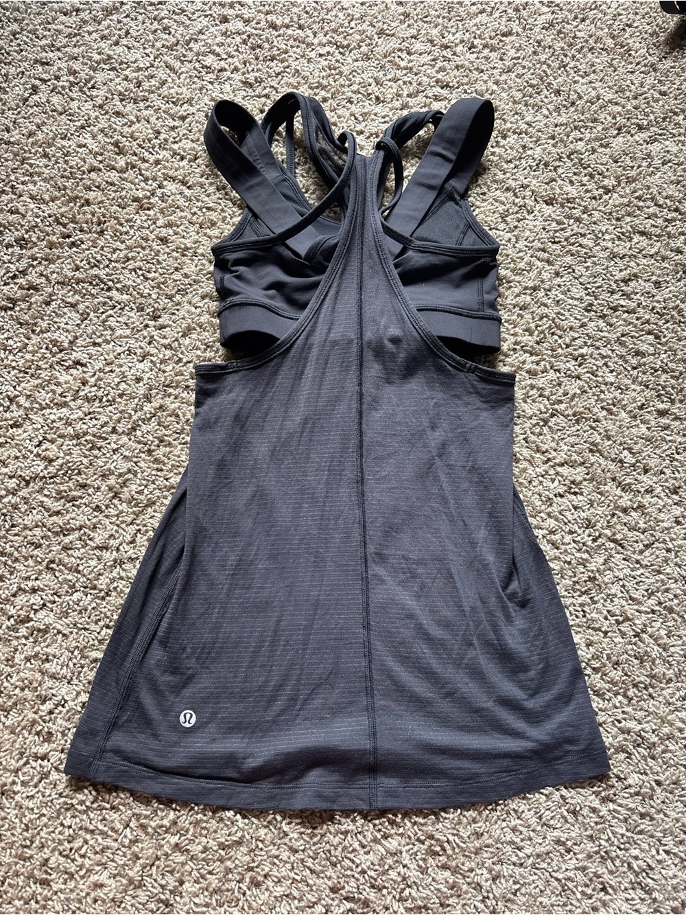 Lululemon tank top